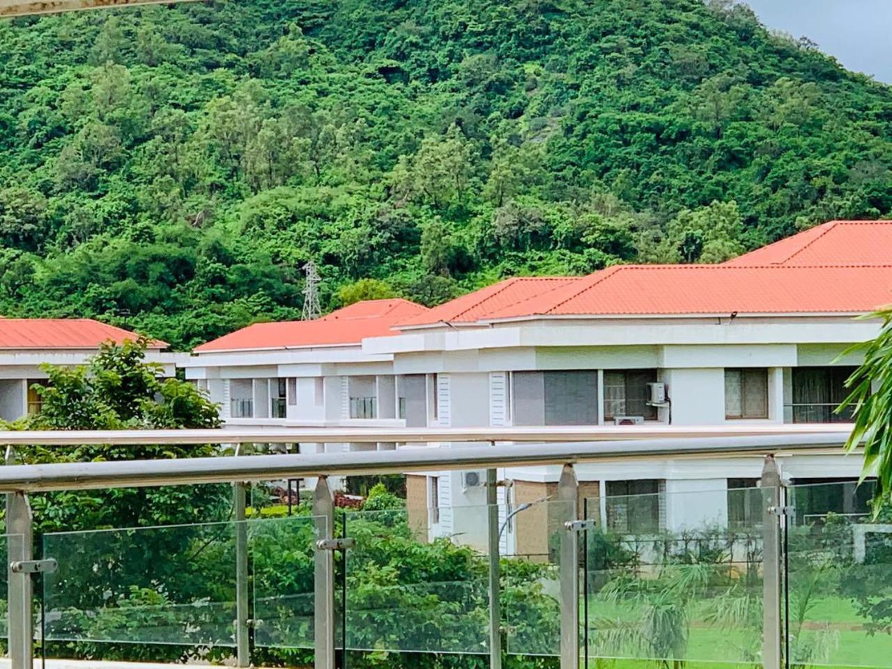Mizzle Exotica Lonavala Daire Dış mekan fotoğraf