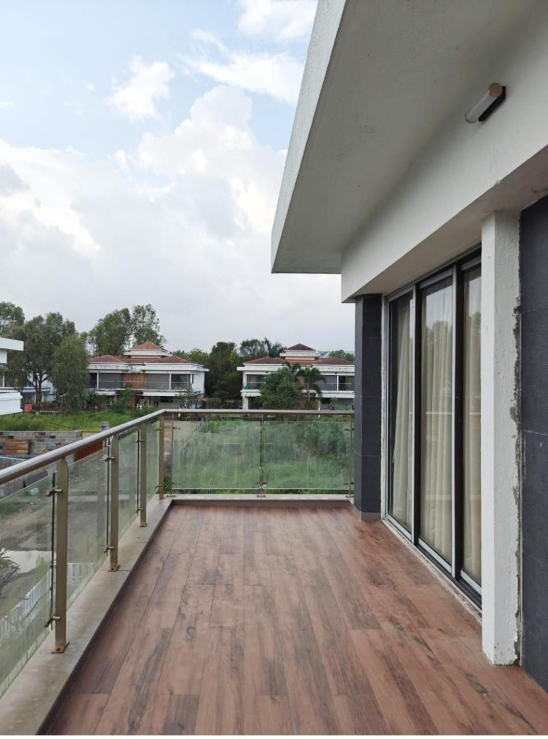 Mizzle Exotica Lonavala Daire Dış mekan fotoğraf