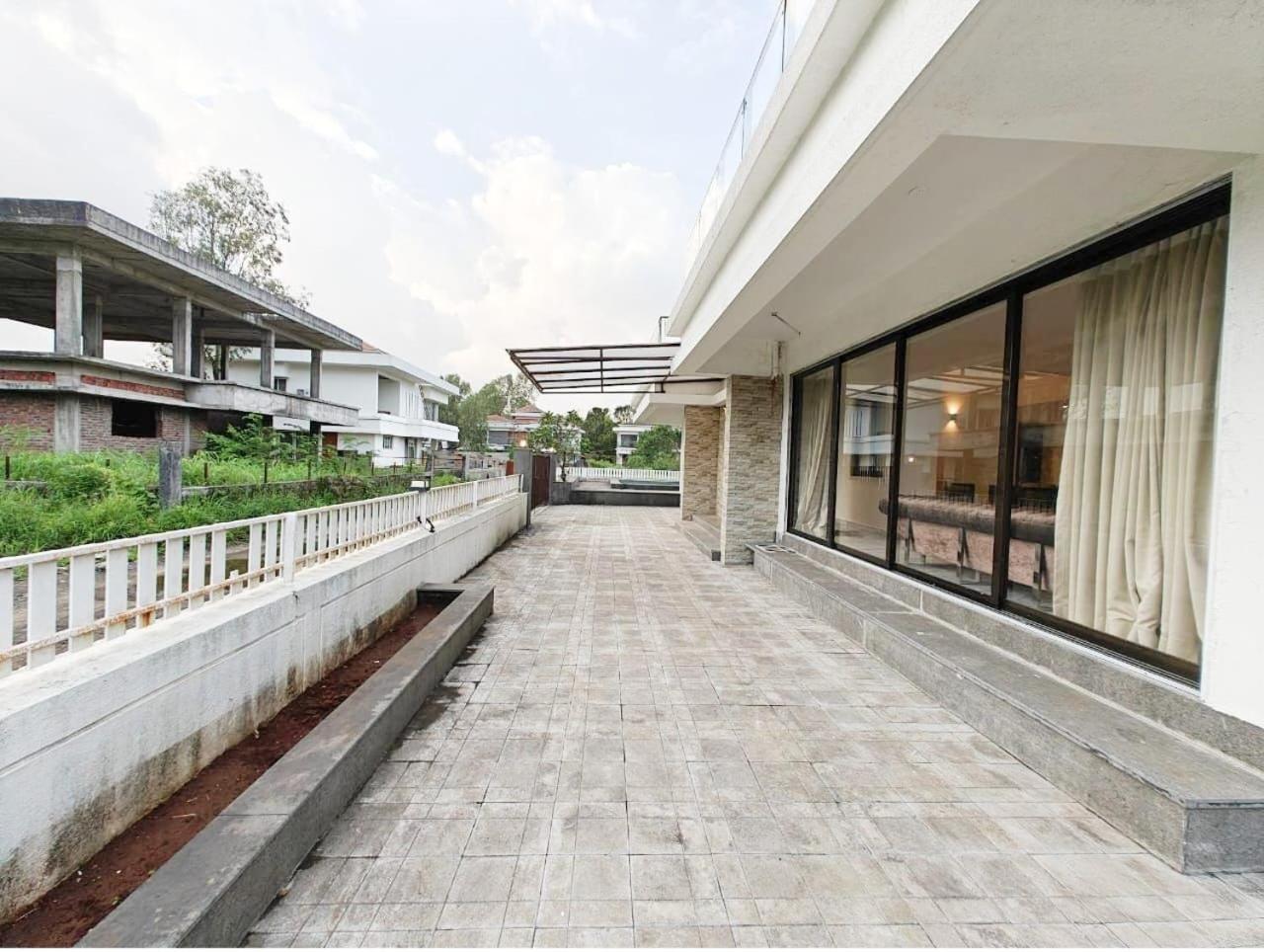Mizzle Exotica Lonavala Daire Dış mekan fotoğraf